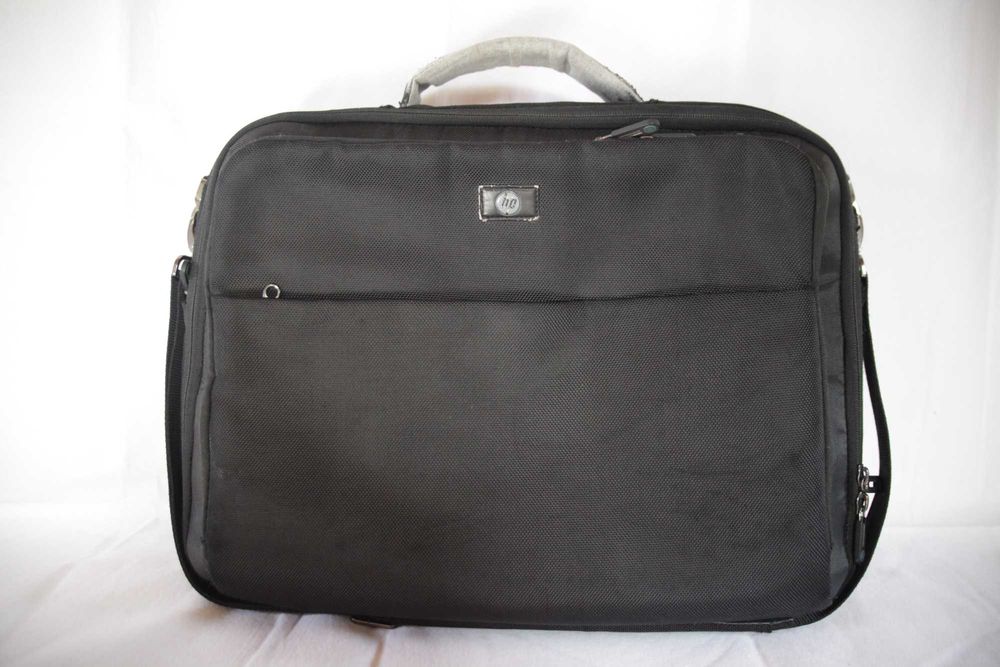 професионална чанта за лаптоп HP