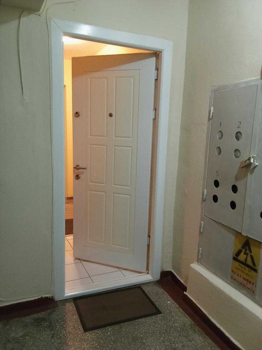 Proprietar !! Vand Apartament 3 camere decomandate in orasul Bacau !!