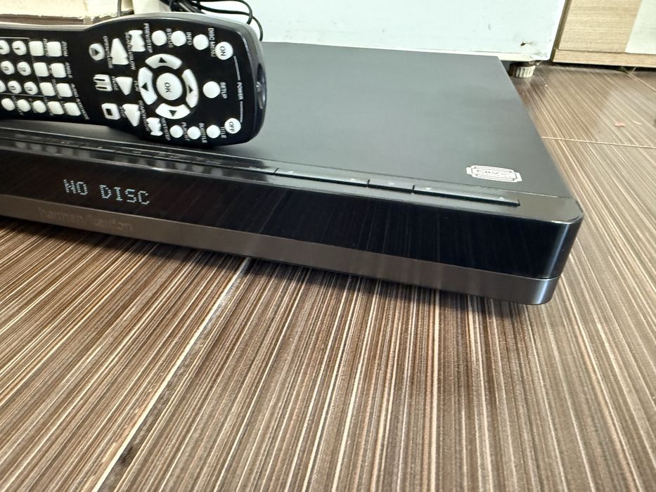 DVD 29 Harman Kardon като ново
