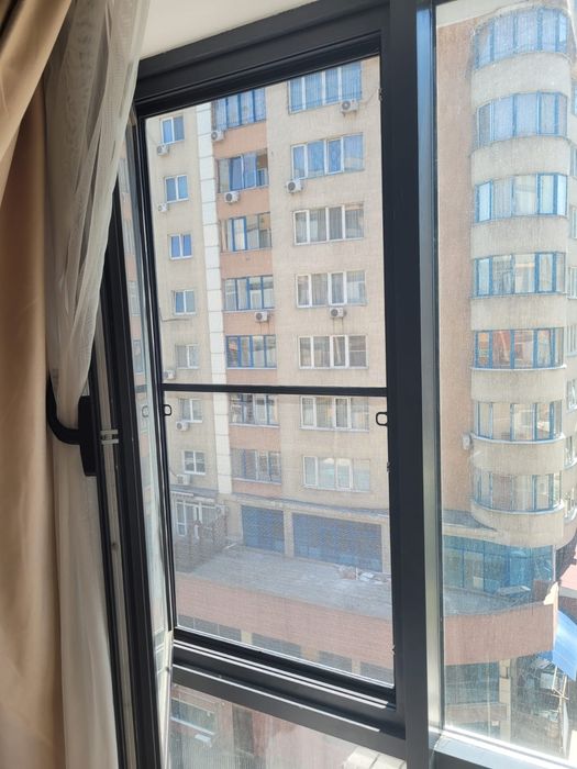 Москитные сетки на окна и двери