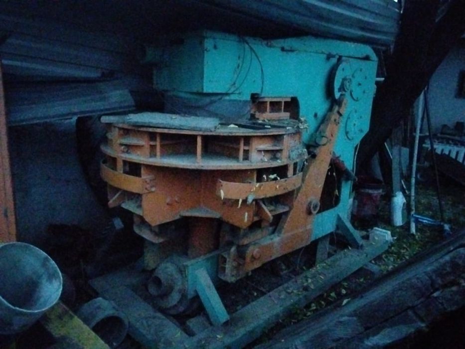 Станок  кирпичный