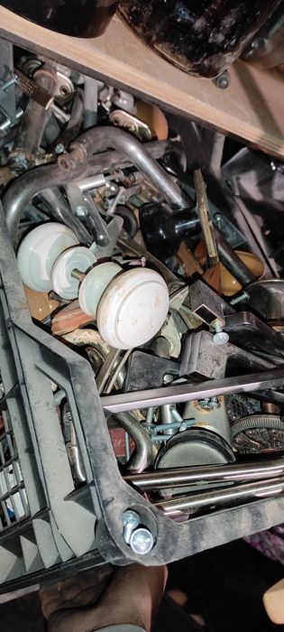 Пружина, петли , ручки