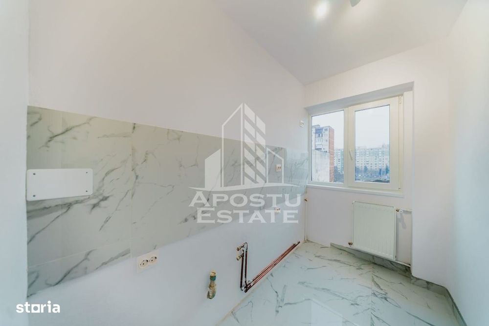 OCAZIE / Aurel Vlaicu / 2 camere renovate LUX