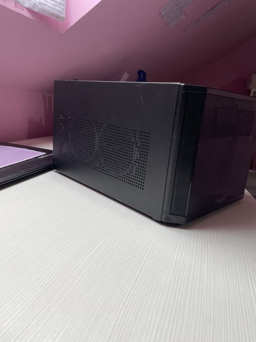 Pc Gaming Fractal Cube, i7 6700K, video 8gb GTX 1070