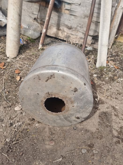 Продам расширительный бачок