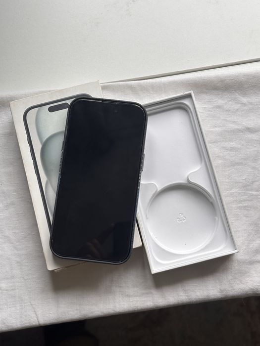 iPhone 15  Айфон 15