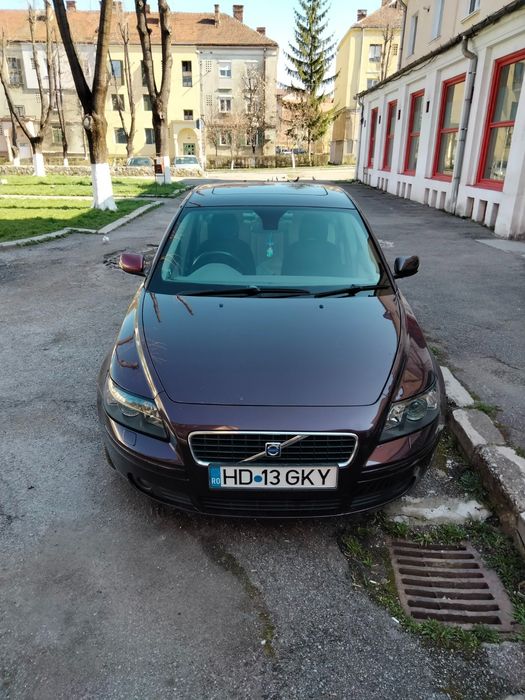 Vând Volvo S40 , preț 4500 lei, negociabil