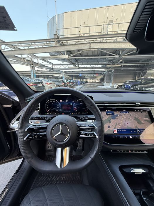 Mercedes Benz E-Class 2025