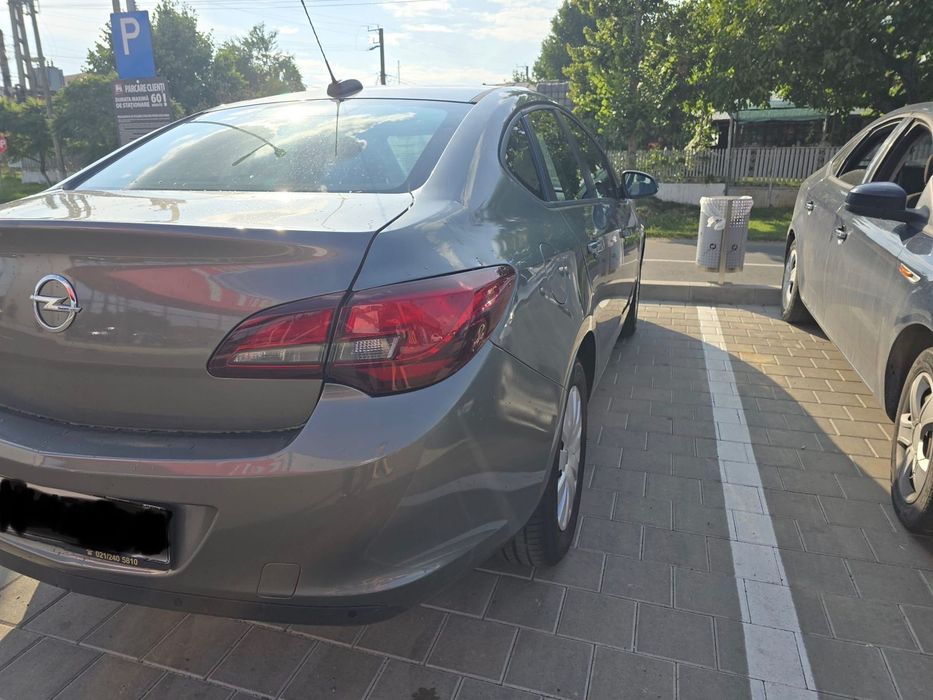 Opel Astra Opel Astra J