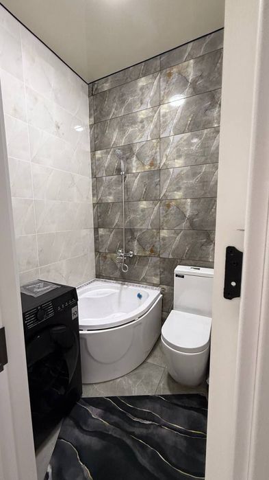 Яшнабад улица Иззат Новостройке продается квартира 1/4/8  40м2