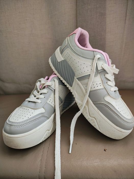 Дамски кецове тенденз