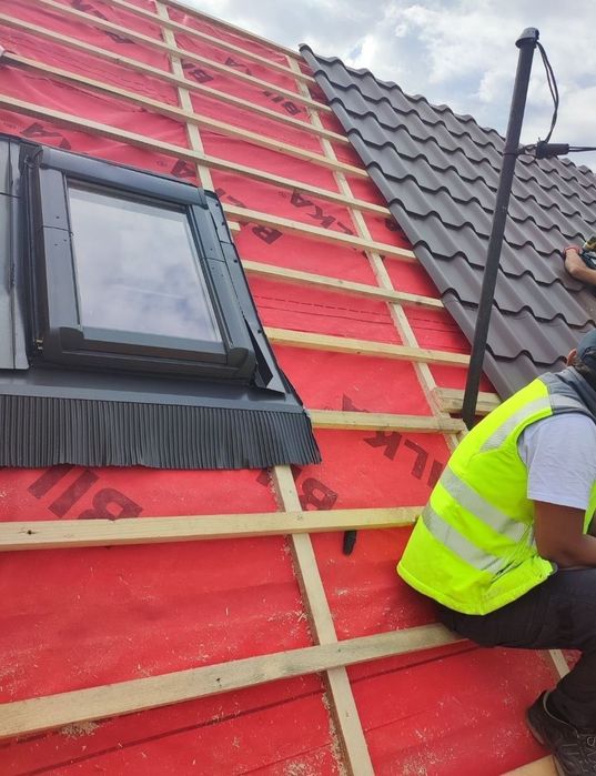 Acoperisuri mansardari reparații urgente terase foișoare hidroizolații