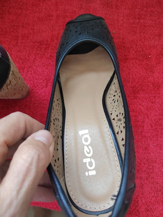 Сандали на платформа