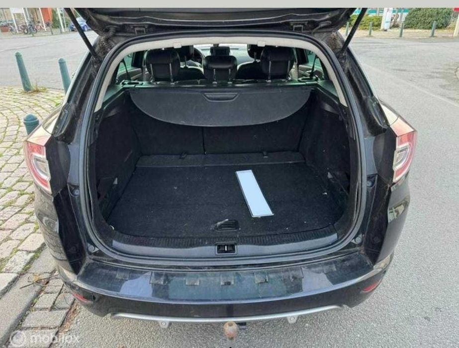 Dezmembrez Renault Megane 3 GT line 2012 interior exterior