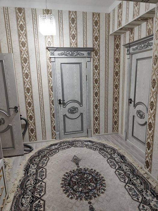 Сдаётся 2х ком квартира на 5 этаже  дом с лифтом