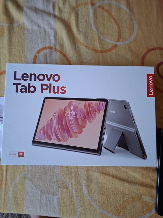 Tableta Lenovo tab plus