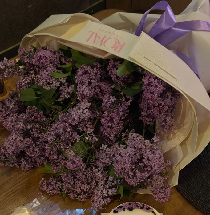 Свежие  сирень   ,