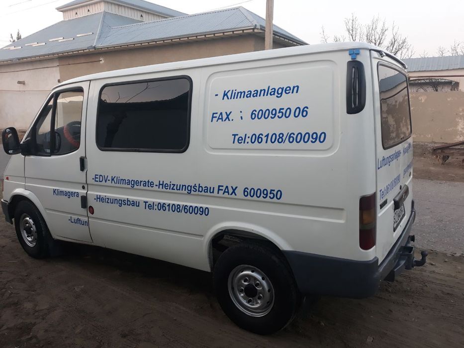 Ford sotiladi  ideal holatda