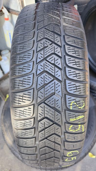 2 anvelope iarnă Pirelli 215/65/17 - transport gratuit