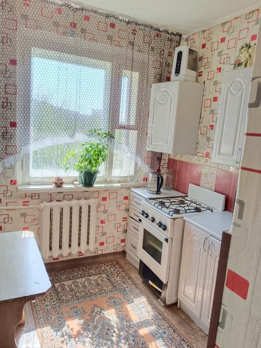 Продам 4 х комн. 4-24-5 этаж.