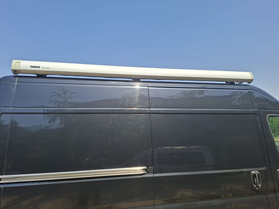 Тента Thule omnistor