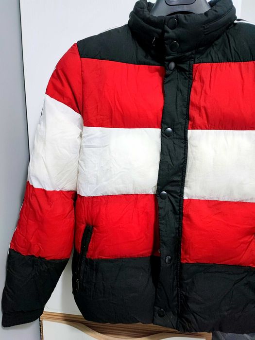 Geaca Guess, Baieti/Fete, Marime 12-14 Ani. Originala 100%