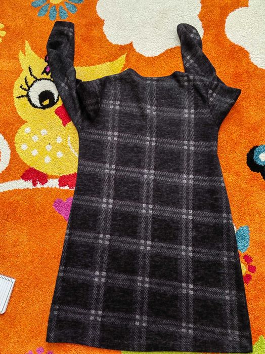 дамска рокля с дълъг ръкав