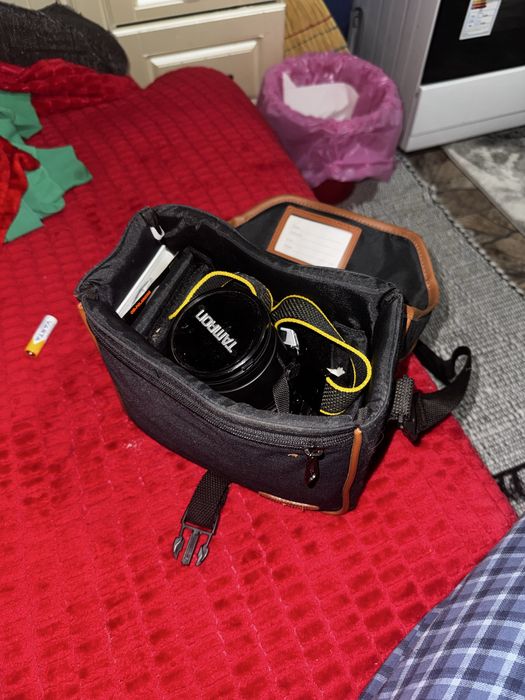 Aparat Foto Nikon F-401x foarte putin utilizat + geanta