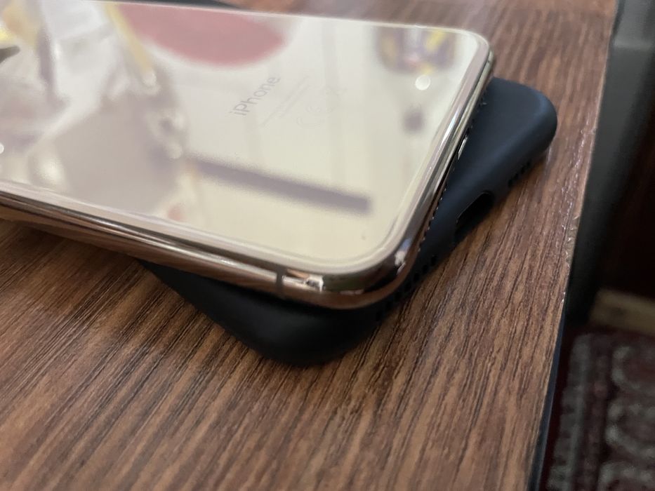 Iphone xs max  stare foarte buna 9,5/10