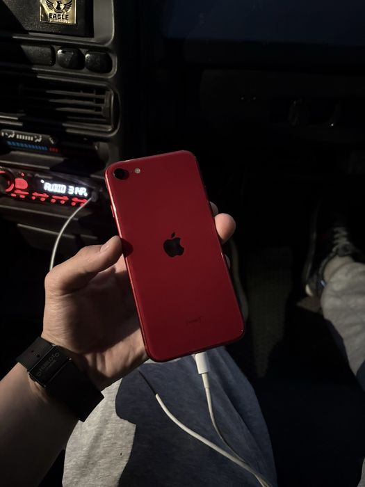 Айфон СЕ 2 , IPhone SE 2