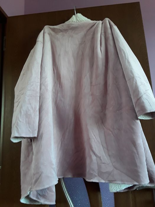 Vând Cardigan Damă Lung  cu Blanita Nou Italia Mărimea L-XL