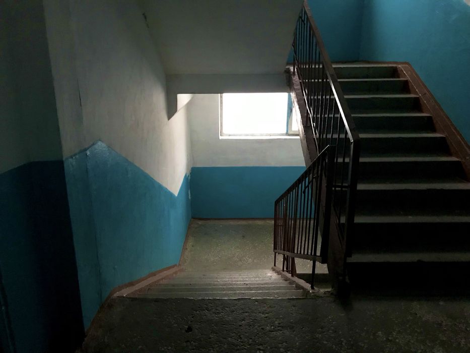 Продам комнату Бажова 345 этаж 4