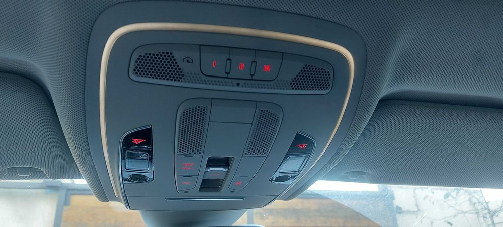 Audi A8 30TDI 174k km distronic+ night-vision head-up ventilatie masaj