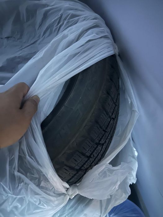 Продам шины ,  в идеальном состоянии