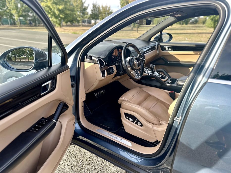 Porsche Cayenne S