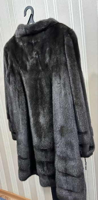 Продам шубу Manakas Frankfurt