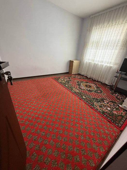 Boʻstonliq tumani Gʻazalkent shaxri Naxalovkada 3-xonalik uy sotiladi