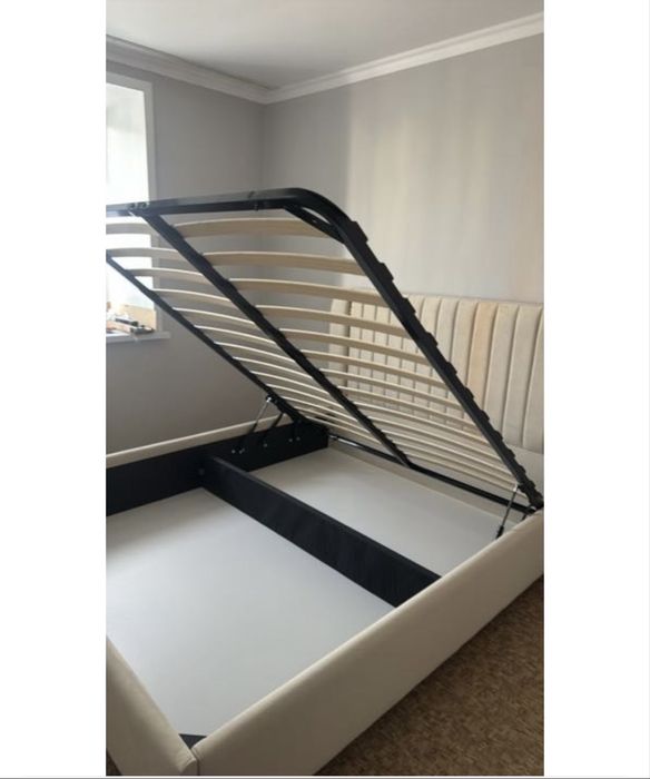 Продам кровать новая