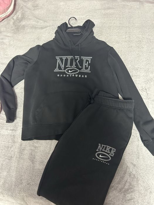 комплект на Nike