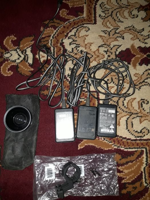 Продаётся аксессуары для Видео камера БРЕНД SONY & CANON