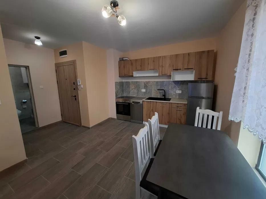 Дава се под наем Двустаен апартамент в София, Слатина - 63 кв.м за 550 € - Снимка #2