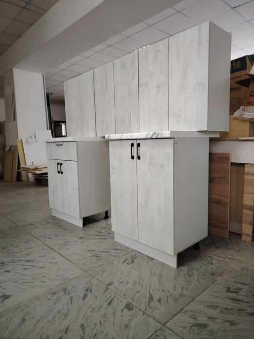 Кухонные гарнитуры