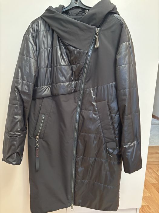 Куртка женская.