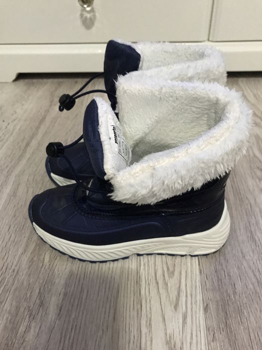 Ghetute iarna fetite