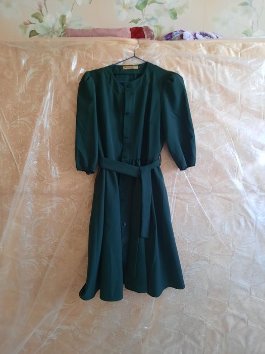 Продам платья почти новые