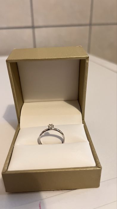 Inel logodna Sabrini aur 14 k