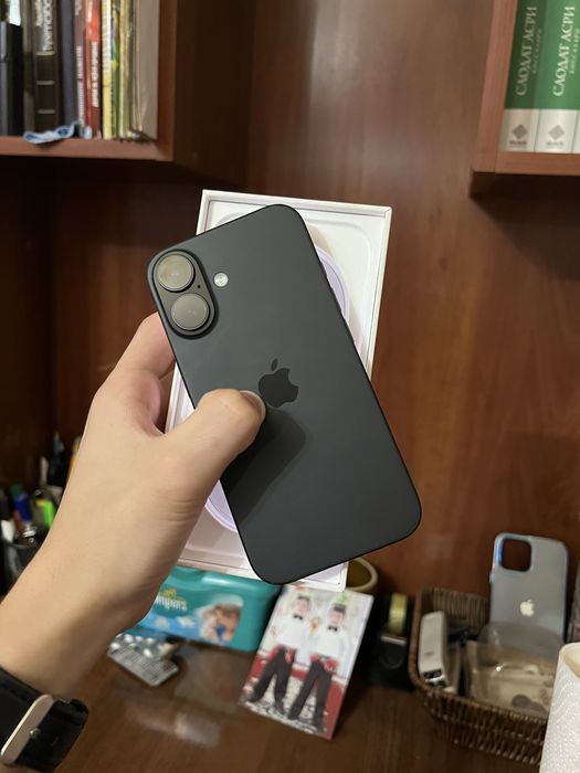 iPhone 16 89yomkst ideal