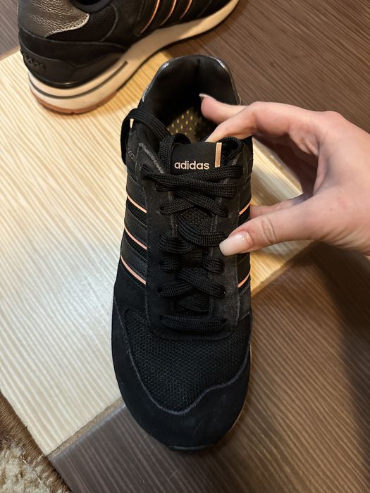 Adidasi alergat Adidas 36.5