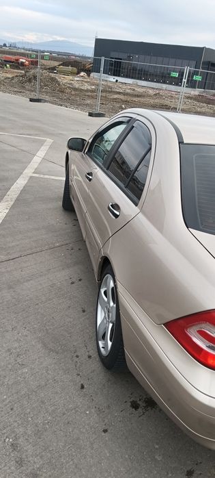 Vânzare automobil