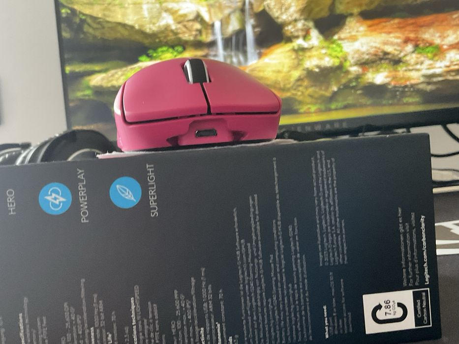Mouse gaming wirless Logitech  Pro x superlight pink ,25 k dpi ,1000hz